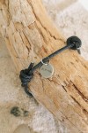 bracelet lien nautique ajustable maillon et pampille acier coloris argenté cordon marin noir