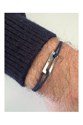 bracelet lien nautique cockpit ajustable maillon et pampille acier coloris argenté cordon marin bleu marine